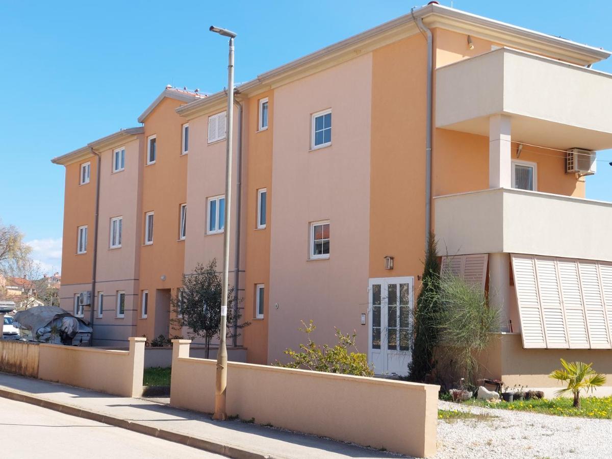 פונטנה Apartment Julia מראה חיצוני תמונה